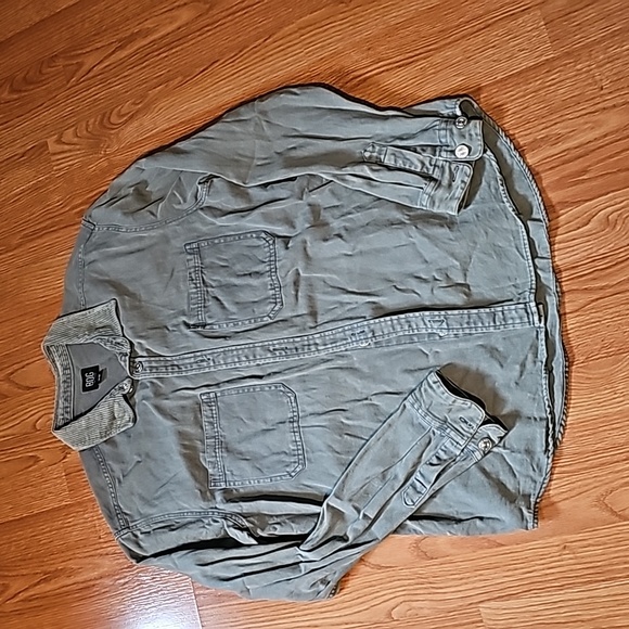 SHIRTS - Picture 3 of 4